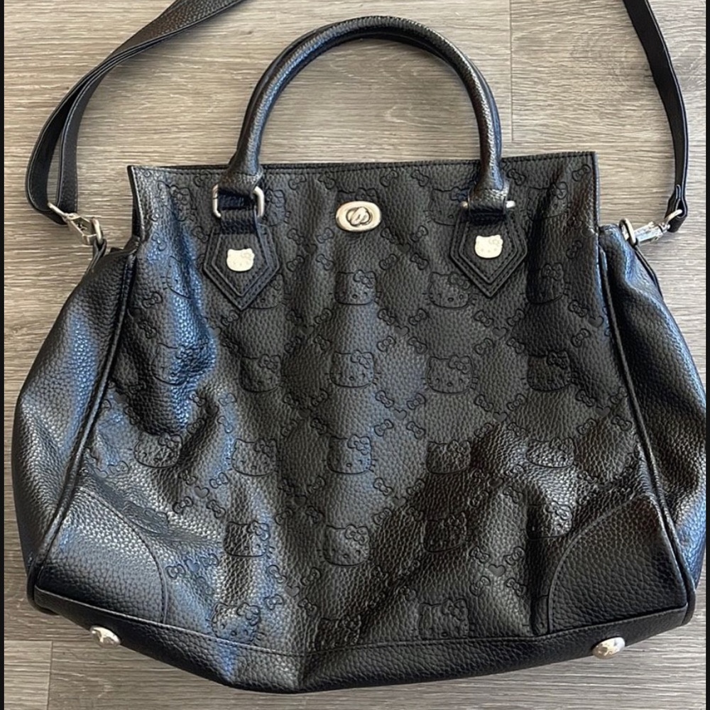Hello kitty purse